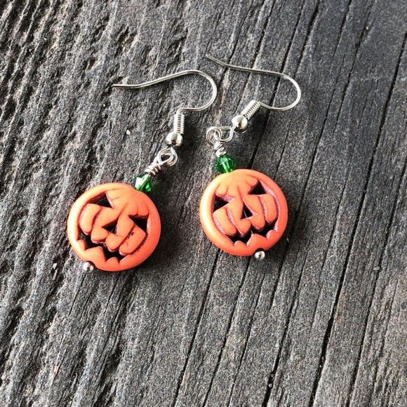 NEW Artisan Earrings Pierced Hooks Jack-O-Lantern Halloween Pumpkin Fall Orange - Picture 5 of 8
